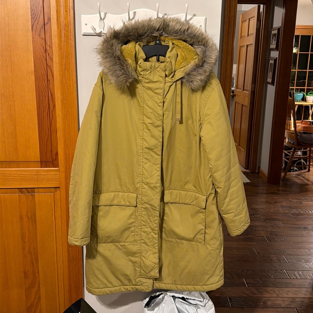Universal Thread Winter Coat Olive Green Medium